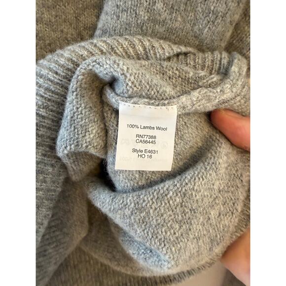 J.Crew Mens Large 100% Lambswool Gray VNeck Sweater Classic Minimalist Cozy Core - Picture 5 of 7